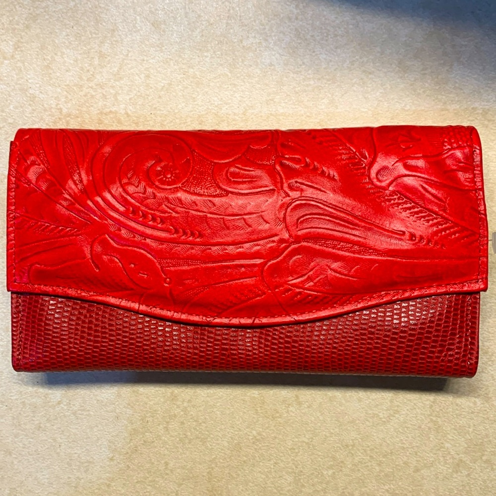 RED AMITY COWHIDE WALLET NWOT